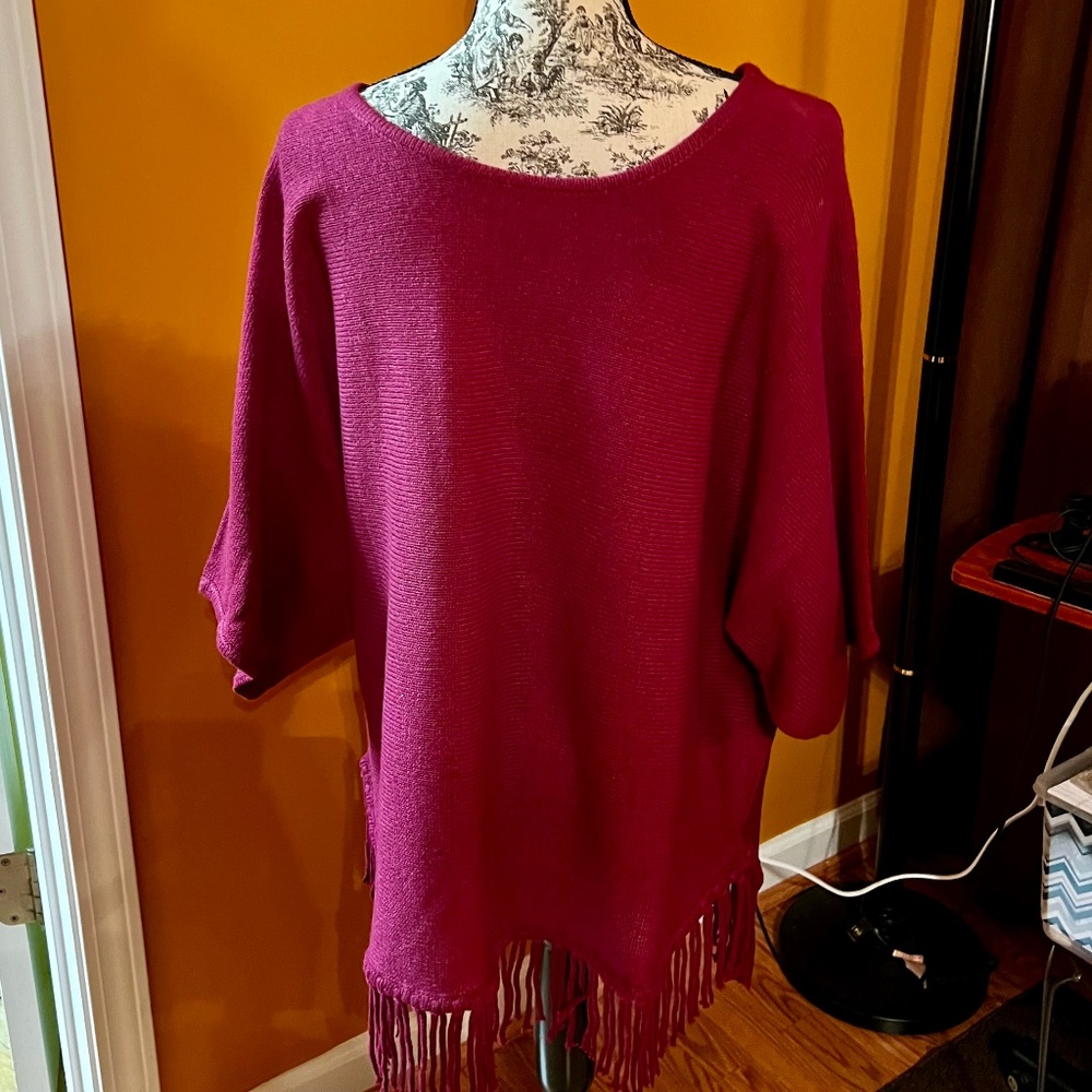 Ladies Sweater - Picture 6 of 8